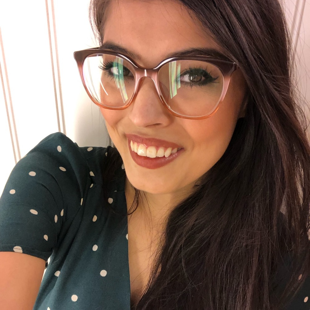 Meet your Posher, Ciera